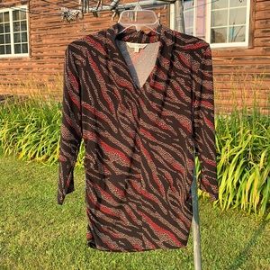 TravelSmith Tiger Stripe 3/4 Sleeves Vneck Top M